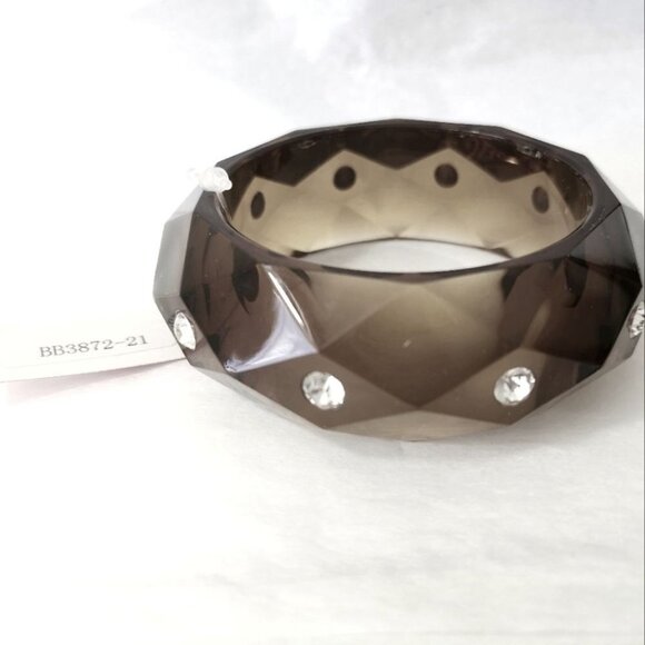 Nwt chunky statement bangle bracelet grey with crystals - Picture 2 of 4